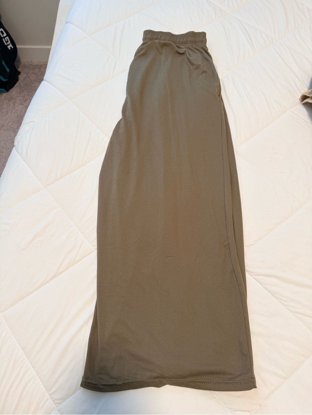 Women’s Olive Wide Leg Pant with Elastic Waist